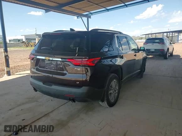 ✅ 2022 Chevrolet Traverse LT Cloth • VIN: 1GNERGKW7NJ176140 • Lot: 84199435. Listed on Copart with 88,883 mi. Free auction sales archive from the USA and detailed vehicle history report at DreamBid. Image 14.