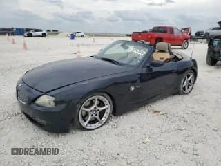 ✅ 2006 BMW Z4 3.0si • VIN: 4USBU53556LX00096 • Lot: 87247025. Listed on Copart with 145,163 mi. Free auction sales archive from the USA and detailed vehicle history report at DreamBid. Image 1.