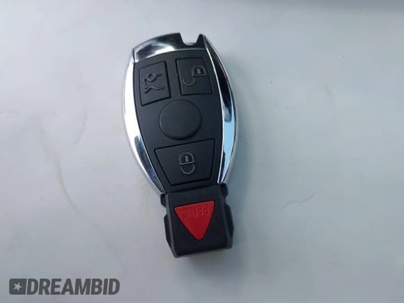 ✅ 2006 Mercedes-Benz CLS 500 • VIN: WDDDJ75X06A021842 • Lot: 42473311. Listed on IAAI with 164,276 mi. Free auction sales archive from the USA and detailed vehicle history report at DreamBid. Image 11.