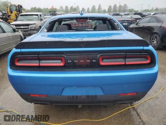 ✅ 2019 Dodge Challenger R/T Scat Pack • VIN: 2C3CDZFJ2KH675244 • Lot: 51374964. Wystawiony na Copart z przebiegiem 30 272 mil. Bezpłatny archiwum sprzedaży aukcyjnych z USA i szczegółowy raport historii pojazdu na DreamBid. Zdjęcie 6.