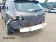 ✅ 2007 Mazda 3 S Sport • VIN: JM1BK144X71661576 • Lot: 42711655. Wystawiony na IAAI z przebiegiem 259 278 mil. Bezpłatny archiwum sprzedaży aukcyjnych z USA i szczegółowy raport historii pojazdu na DreamBid. Zdjęcie 6.