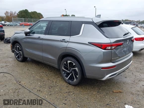 ✅ 2022 Mitsubishi Outlander SEL • VIN: JA4J3VA89NZ070493 • Лот: 43561206. Опубликован ранее на IAAI с пробегом 78 172 миль. Бесплатный доступ к архиву аукционных продаж из США и подробный отчёт об истории автомобиля на DreamBid. Изображение 3.