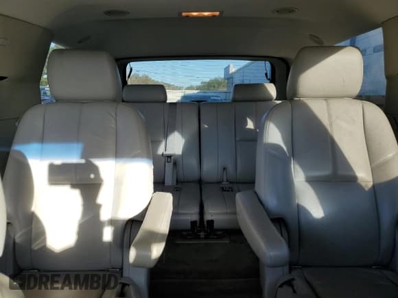 ✅ 2012 Chevrolet Tahoe LT • VIN: 1GNSCBE06CR283256 • Lot: 87086235. Listed on Copart with 219,510 mi. Free auction sales archive from the USA and detailed vehicle history report at DreamBid. Image 10.