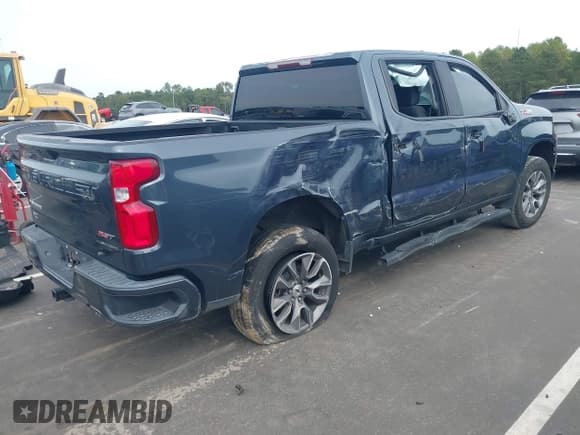✅ 2019 Chevrolet Silverado 1500 RST • VIN: 1GCUYEEDXKZ256745 • Lot: 43400821. Listed on IAAI with 110,413 mi. Free auction sales archive from the USA and detailed vehicle history report at DreamBid. Image 4.