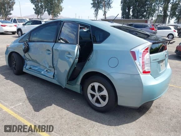 ✅ 2014 Toyota Prius Four • VIN: JTDKN3DU4E1763200 • Lot: 43035369. Wystawiony na IAAI z przebiegiem 86 278 mil. Bezpłatny archiwum sprzedaży aukcyjnych z USA i szczegółowy raport historii pojazdu na DreamBid. Zdjęcie 3.