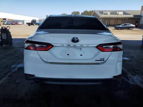 2023 Toyota Camry Hybrid LE with VIN 4T1C31AK4PU605745, listed as a Copart auction lot 81303545 with 92,064 mi miles and Clean title. Bid and sale history available at DreamBid. Image 6.