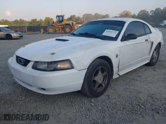 ✅ 1999 Ford Mustang • VIN: 1FAFP4048XF111103 • Lot: 43014774. Wystawiony na IAAI z przebiegiem Nie podano. Bezpłatny archiwum sprzedaży aukcyjnych z USA i szczegółowy raport historii pojazdu na DreamBid. Zdjęcie 2.