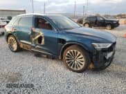 ✅ 2019 Audi e-tron Prestige • VIN: WA1VABGE4KB021192 • Lot: 90851355. Wystawiony na Copart z przebiegiem 45 998 mil. Bezpłatny archiwum sprzedaży aukcyjnych z USA i szczegółowy raport historii pojazdu na DreamBid. Zdjęcie 4.