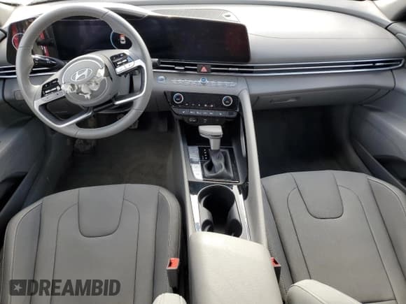 ✅ 2025 Hyundai Elantra SEL Convenience • VIN: KMHLS4DG7SU003796 • Лот: 91695545. Опубликован ранее на Copart с пробегом 9 995 миль. Бесплатный доступ к архиву аукционных продаж из США и подробный отчёт об истории автомобиля на DreamBid. Изображение 8.