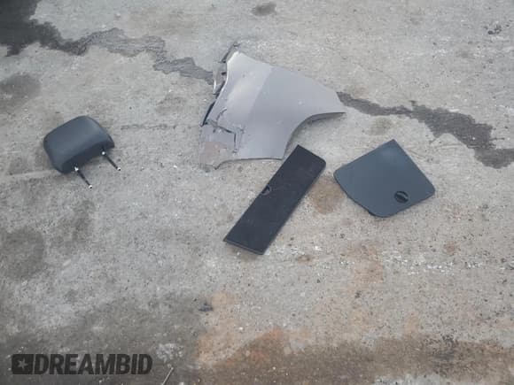 ✅ 2021 Ford Explorer XLT • VIN: 1FMSK7DHXMGA21376 • Lot: 85565535. Wystawiony na Copart z przebiegiem 94 118 mil. Bezpłatny archiwum sprzedaży aukcyjnych z USA i szczegółowy raport historii pojazdu na DreamBid. Zdjęcie 13.