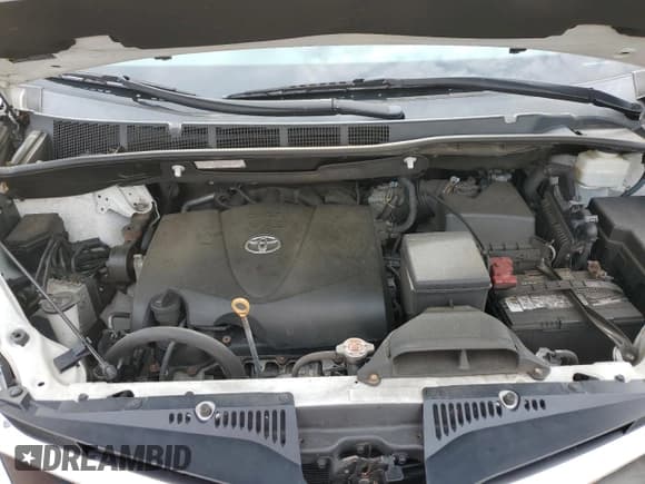 ✅ 2020 Toyota Sienna LE • VIN: 5TDJZ3DCXLS249696 • Lot: 64382785. Listed on Copart with 99,530 mi. Free auction sales archive from the USA and detailed vehicle history report at DreamBid. Image 12.