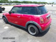 ✅ 2010 MINI Hardtop • VIN: WMWMF3C5XATZ66894 • Lot: 42558546. Wystawiony na IAAI z przebiegiem 116 494 mil. Bezpłatny archiwum sprzedaży aukcyjnych z USA i szczegółowy raport historii pojazdu na DreamBid. Zdjęcie 3.