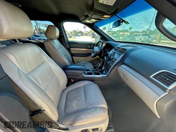 ✅ 2012 Ford Explorer XLT • VIN: 1FMHK7D89CGA31468 • Лот: 97178275. Опубликован ранее на Copart с пробегом 150 576 миль. Бесплатный доступ к архиву аукционных продаж из США и подробный отчёт об истории автомобиля на DreamBid. Изображение 5.