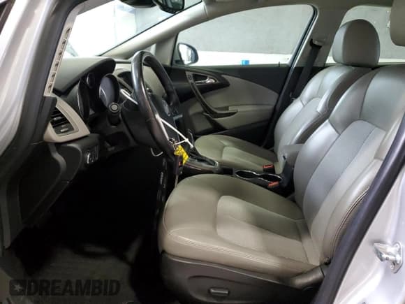 ✅ 2015 Buick Verano Convenience Group • VIN: 1G4PR5SK3F4120811 • Lot: 67591735. Wystawiony na Copart z przebiegiem 79 792 mil. Bezpłatny archiwum sprzedaży aukcyjnych z USA i szczegółowy raport historii pojazdu na DreamBid. Zdjęcie 7.