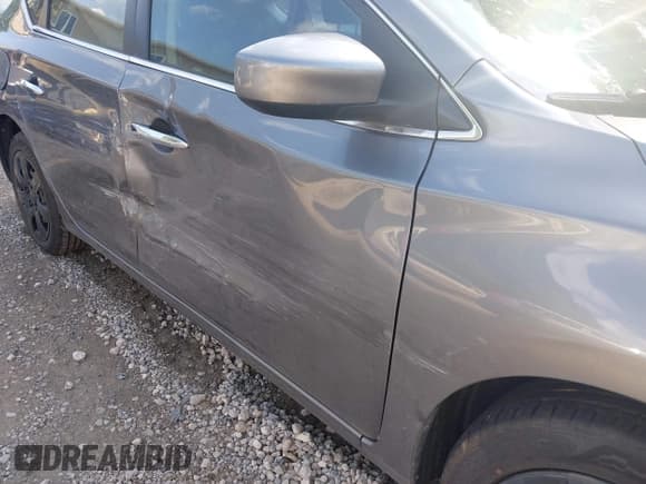 ✅ 2016 Nissan Sentra SR • VIN: 3N1AB7AP8GY230763 • Lot: 42657112. Listed on IAAI with 149,494 mi. Free auction sales archive from the USA and detailed vehicle history report at DreamBid. Image 6.