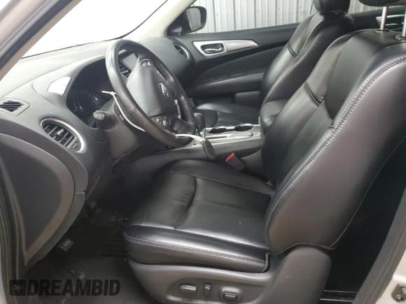 ✅ 2019 Nissan Pathfinder SL • VIN: 5N1DR2MNXKC618254 • Lot: 93772335. Listed on Copart with 151,618 mi. Free auction sales archive from the USA and detailed vehicle history report at DreamBid. Image 7.