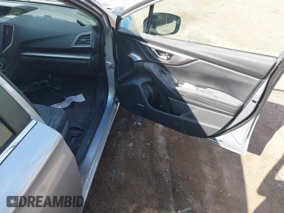 ✅ 2020 Subaru Impreza Limited • VIN: 4S3GKAU63L3605954 • Lot: 43016686. Listed on IAAI with 21,405 mi. Free auction sales archive from the USA and detailed vehicle history report at DreamBid. Image 5.