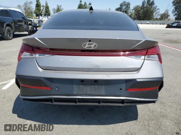 ✅ 2024 Hyundai Elantra Limited • VIN: KMHLP4DG8RU831531 • Лот: 80171555. Опубликован ранее на Copart с пробегом 5 056 миль. Бесплатный доступ к архиву аукционных продаж из США и подробный отчёт об истории автомобиля на DreamBid. Изображение 6.