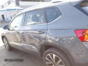 ✅ 2024 Volkswagen Taos SE • VIN: 3VVEX7B20RM026036 • Lot: 43571592. Wystawiony na IAAI z przebiegiem 39 023 mil. Bezpłatny archiwum sprzedaży aukcyjnych z USA i szczegółowy raport historii pojazdu na DreamBid. Zdjęcie 14.