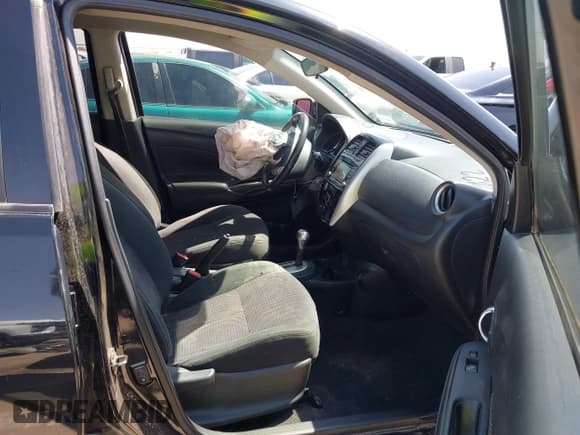 ✅ 2017 Nissan Versa SV • VIN: 3N1CN7AP0HL867032 • Lot: 42331460. Listed on IAAI with 69,178 mi. Free auction sales archive from the USA and detailed vehicle history report at DreamBid. Image 5.