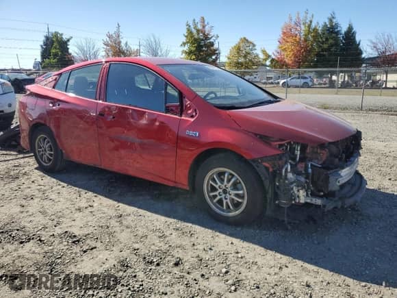 2017 Toyota Prius Plus с VIN JTDKARFP2H3041884, выставлен на аукционе Copart как лот 86274725 с пробегом 114 359 миль миль и Списание • Salvage title. История ставок и продаж доступна на DreamBid. Изображение 4.