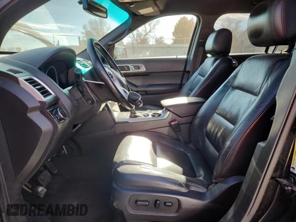 ✅ 2014 Ford Explorer Limited • VIN: 1FM5K7F83EGC39784 • Lot: 93419915. Wystawiony na Copart z przebiegiem 237 125 mil. Bezpłatny archiwum sprzedaży aukcyjnych z USA i szczegółowy raport historii pojazdu na DreamBid. Zdjęcie 7.