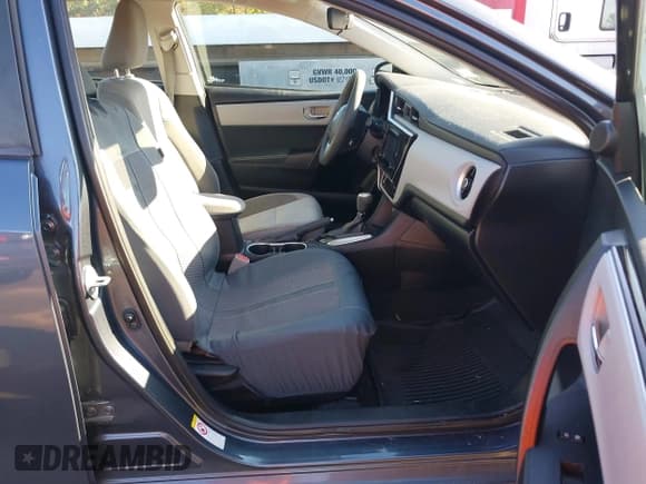 ✅ 2018 Toyota Corolla L • VIN: 2T1BURHE8JC114403 • Lot: 43407301. Listed on IAAI with 64,479 mi. Free auction sales archive from the USA and detailed vehicle history report at DreamBid. Image 5.