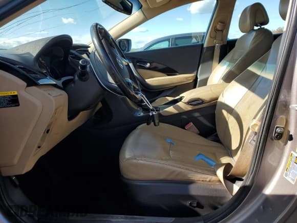 ✅ 2013 Hyundai Azera • VIN: KMHFG4JG2DA220759 • Лот: 70638935. Опубликован ранее на Copart с пробегом 105 888 миль. Бесплатный доступ к архиву аукционных продаж из США и подробный отчёт об истории автомобиля на DreamBid. Изображение 7.