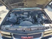 ✅ 1998 GMC Sierra 1500 • VIN: 2GTEK19R6W1553174 • Лот: 71101985. Опубликован ранее на Copart с пробегом 164 198 миль. Бесплатный доступ к архиву аукционных продаж из США и подробный отчёт об истории автомобиля на DreamBid. Изображение 11.