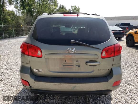 2007 Hyundai Santa Fe SE with VIN 5NMSH13E37H008733, listed as a Copart auction lot 68768044 with 158,137 mi miles and Clean title. Bid and sale history available at DreamBid. Image 6.