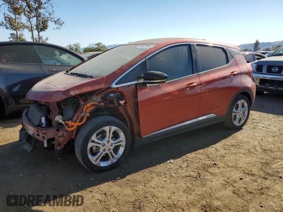 ✅ 2020 Chevrolet Bolt EV LT • VIN: 1G1FY6S03L4105396 • Lot: 73027784. Wystawiony na Copart z przebiegiem 31 131 mil. Bezpłatny archiwum sprzedaży aukcyjnych z USA i szczegółowy raport historii pojazdu na DreamBid. Zdjęcie 1.