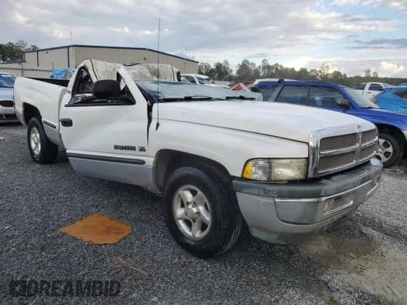 1999 Dodge 1500 с VIN 3B7HC12Y5XG197336, выставлен на аукционе Copart как лот 74195964 с пробегом 148 635 миль миль и На запчасти • Non repairable. История ставок и продаж доступна на DreamBid. Изображение 4.