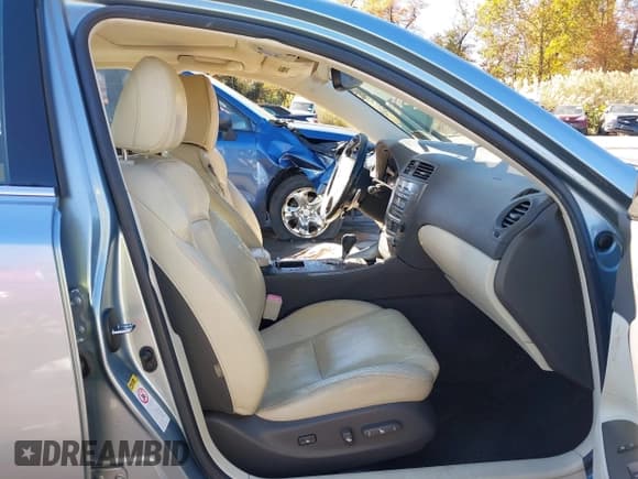 ✅ 2009 Lexus IS 250 • VIN: JTHCK262895034343 • Лот: 43610568. Опубликован ранее на IAAI с пробегом 164 670 миль. Бесплатный доступ к архиву аукционных продаж из США и подробный отчёт об истории автомобиля на DreamBid. Изображение 5.