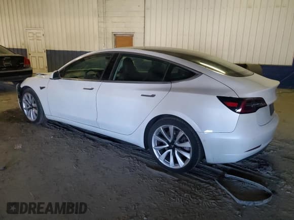 ✅ 2020 Tesla Model 3 Long Range • VIN: 5YJ3E1EB4LF787569 • Lot: 91934245. Wystawiony na Copart z przebiegiem 92 943 mil. Bezpłatny archiwum sprzedaży aukcyjnych z USA i szczegółowy raport historii pojazdu na DreamBid. Zdjęcie 2.