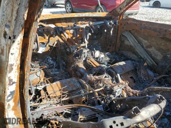 ✅ 2017 Porsche Cayenne • VIN: WP1AA2A23HKA81412 • Лот: 89724375. Опубликован ранее на Copart с пробегом Не указан. Бесплатный доступ к архиву аукционных продаж из США и подробный отчёт об истории автомобиля на DreamBid. Изображение 8.