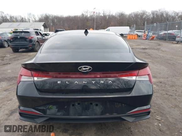 ✅ 2023 Hyundai Elantra SEL • VIN: KMHLS4AG3PU412731 • Lot: 41480497. Wystawiony na IAAI z przebiegiem 56 236 mil. Bezpłatny archiwum sprzedaży aukcyjnych z USA i szczegółowy raport historii pojazdu na DreamBid. Zdjęcie 16.