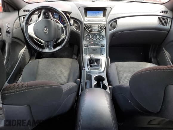 ✅ 2014 Hyundai Genesis Coupe Premium • VIN: KMHHT6KD4EU117749 • Lot: 42180595. Wystawiony na Copart z przebiegiem 41 391 mil. Bezpłatny archiwum sprzedaży aukcyjnych z USA i szczegółowy raport historii pojazdu na DreamBid. Zdjęcie 8.