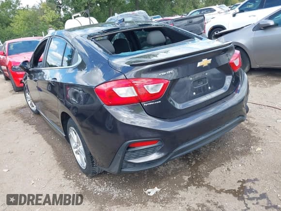 ✅ 2016 Chevrolet Cruze LT • VIN: 1G1BE5SM2G7327761 • Lot: 43091410. Listed on IAAI with 139,530 mi. Free auction sales archive from the USA and detailed vehicle history report at DreamBid. Image 3.