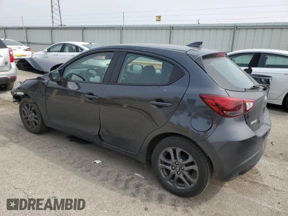 ✅ 2020 Toyota Yaris LE • VIN: 3MYDLBJV2LY701116 • Lot: 53714585. Listed on Copart with Not provided. Free auction sales archive from the USA and detailed vehicle history report at DreamBid. Image 2.