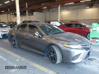 2020 Toyota Camry SE with VIN 4T1G11BK9LU011216, listed as a IAAI auction lot 42462310 with 64,376 mi miles and . Bid and sale history available at DreamBid. Image 1.