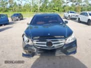 ✅ 2014 Mercedes-Benz E 350 Luxury • VIN: WDDHF8JB8EA994534 • Lot: 42949456. Wystawiony na IAAI z przebiegiem 139 200 mil. Bezpłatny archiwum sprzedaży aukcyjnych z USA i szczegółowy raport historii pojazdu na DreamBid. Zdjęcie 11.