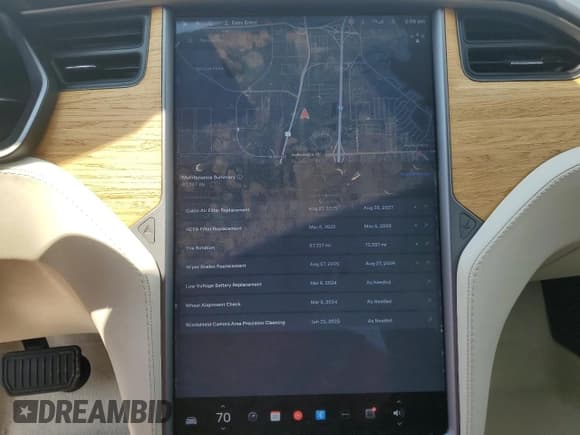 ✅ 2019 Tesla Model S 75D • VIN: 5YJSA1E28KF306745 • Lot: 70342865. Wystawiony na Copart z przebiegiem 67 337 mil. Bezpłatny archiwum sprzedaży aukcyjnych z USA i szczegółowy raport historii pojazdu na DreamBid. Zdjęcie 9.