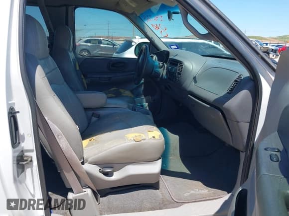 ✅ 1999 Ford F-150 XL • VIN: 1FTRX08L5XKA73493 • Lot: 42467358. Listed on IAAI with Not provided. Free auction sales archive from the USA and detailed vehicle history report at DreamBid. Image 5.