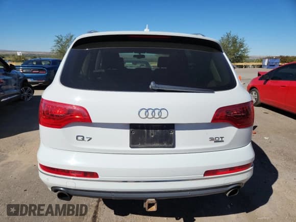 ✅ 2015 Audi Q7 Premium Plus • VIN: WA1LGAFE4FD027344 • Lot: 82526945. Listed on Copart with 142,195 mi. Free auction sales archive from the USA and detailed vehicle history report at DreamBid. Image 6.