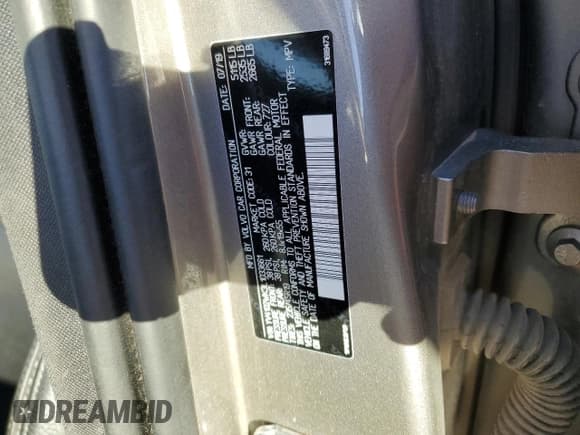 ✅ 2020 Volvo V60 • VIN: YV4102WK3L1033661 • Lot: 87222025. Wystawiony na Copart z przebiegiem 99 611 mil. Bezpłatny archiwum sprzedaży aukcyjnych z USA i szczegółowy raport historii pojazdu na DreamBid. Zdjęcie 14.