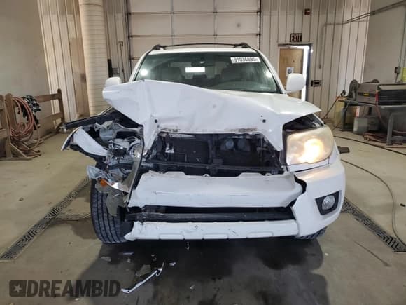 ✅ 2008 Toyota 4Runner Limited • VIN: JTEBU17R58K031845 • Лот: 91036895. Опубликован ранее на Copart с пробегом 239 118 миль. Бесплатный доступ к архиву аукционных продаж из США и подробный отчёт об истории автомобиля на DreamBid. Изображение 5.