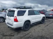 ✅ 2007 Toyota 4Runner SR5 • VIN: JTEBT14R370065266 • Лот: 42222240. Опубликован ранее на IAAI с пробегом 204 550 миль. Бесплатный доступ к архиву аукционных продаж из США и подробный отчёт об истории автомобиля на DreamBid. Изображение 4.