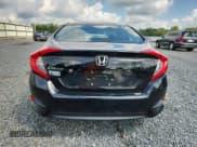✅ 2018 Honda Civic LX • VIN: 2HGFC2F56JH585732 • Лот: 63570215. Опубликован ранее на Copart с пробегом 58 553 миль. Бесплатный доступ к архиву аукционных продаж из США и подробный отчёт об истории автомобиля на DreamBid. Изображение 6.