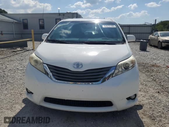 ✅ 2012 Toyota Sienna XLE AAS • VIN: 5TDYK3DC9CS220211 • Lot: 84572105. Listed on Copart with 150,916 mi. Free auction sales archive from the USA and detailed vehicle history report at DreamBid. Image 5.