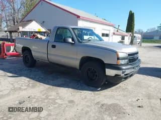 2006 Chevrolet Silverado 1500 Work Truck z VIN 3GCEK14X56G274246, wystawiony jako IAAI lot #42099799 z przebiegiem 103 673 mil mil oraz . Historia ofert i sprzedaży dostępna na DreamBid. Obrazek 1.